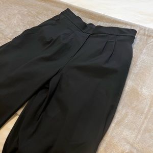 Lululemon work pants size 6